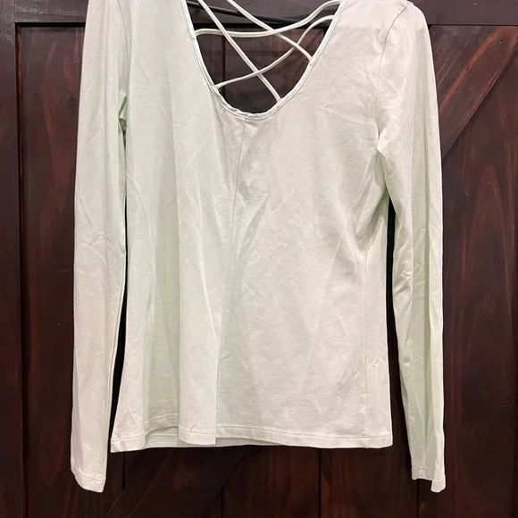 NWT ARMANI EXCHANGE TOP - Picture 6 of 7